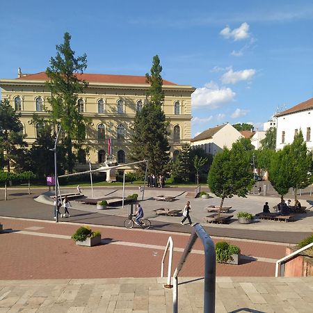Dom Ter Apartman 1 Szeged Eksteriør bilde